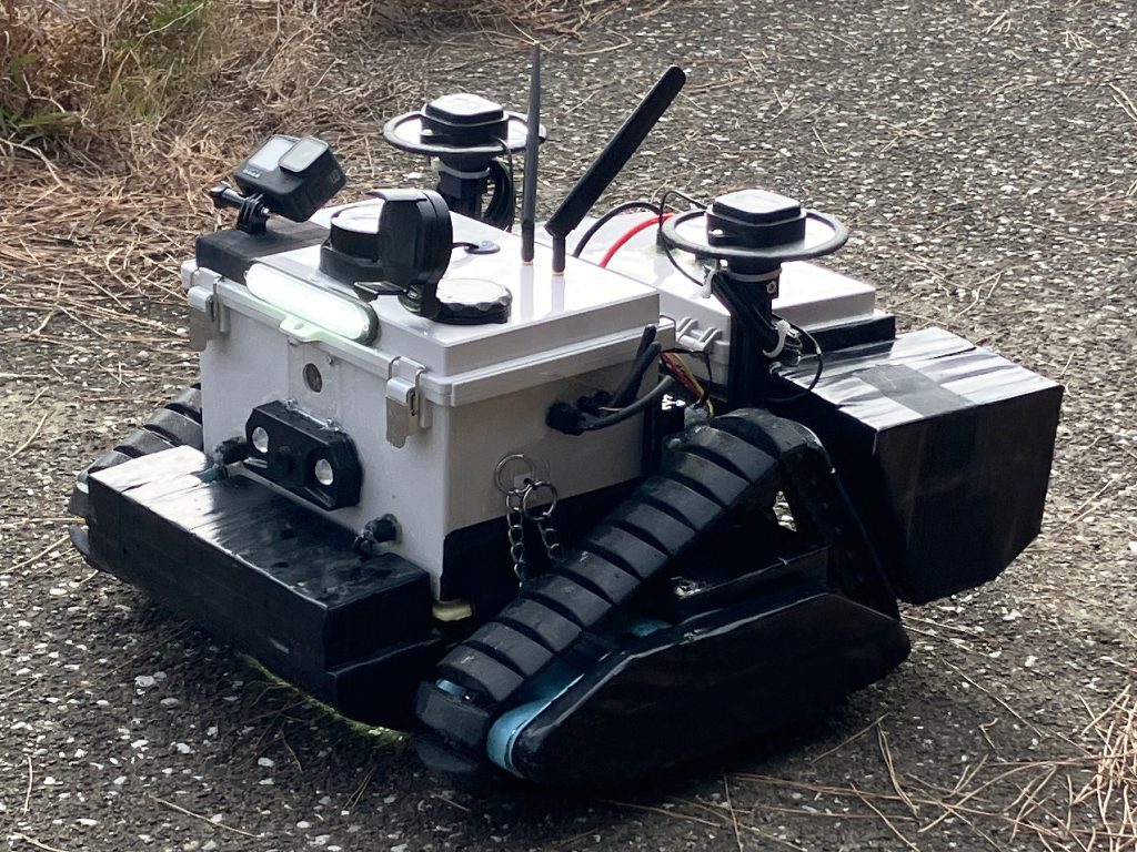 水陸両用走行型ドローン