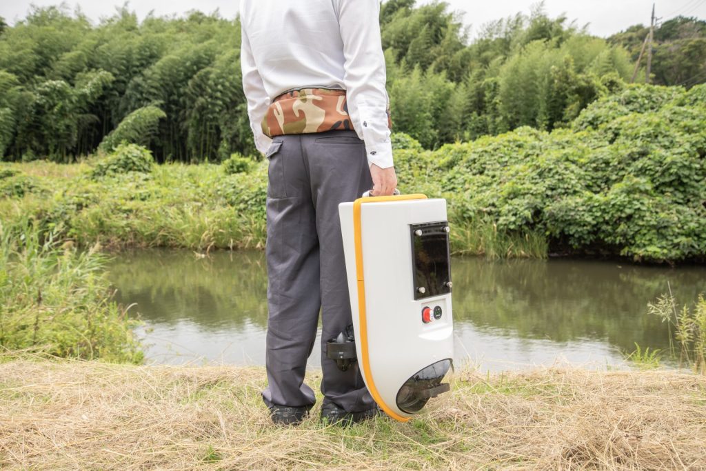 超小型水上ドローン Swimmy Eye