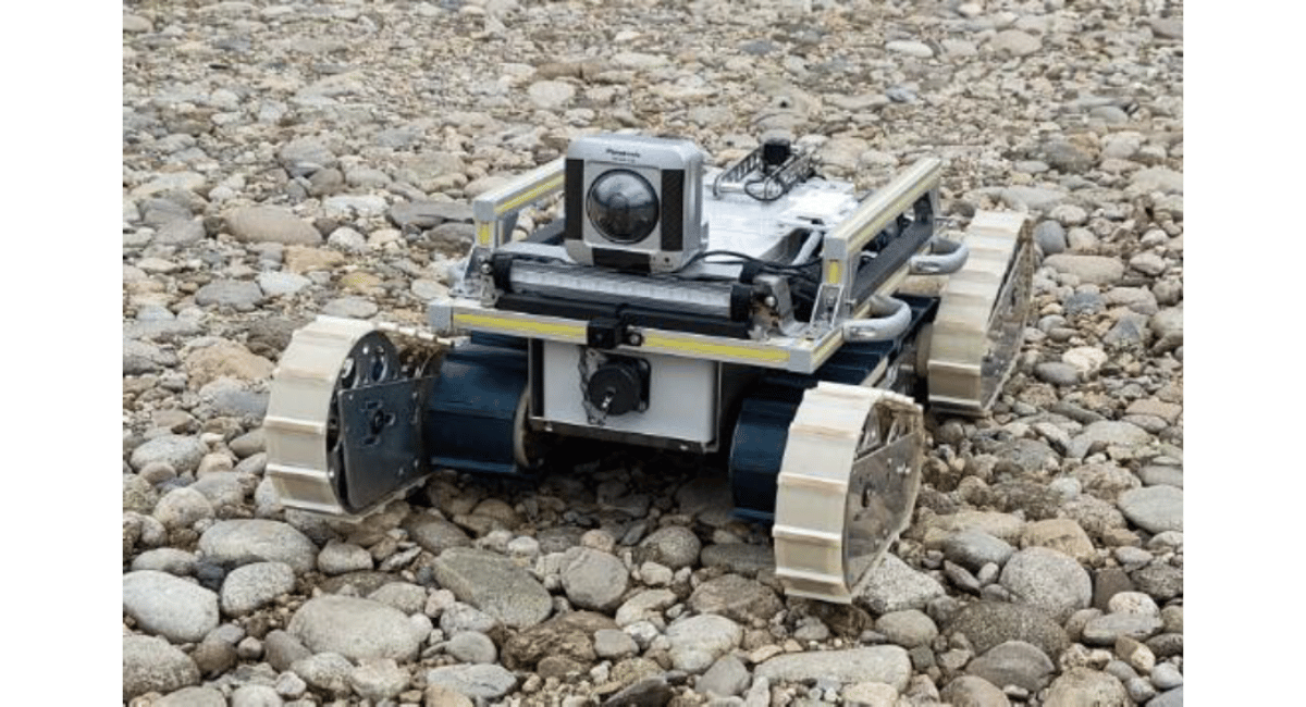 監視点検用クローラロボット ARTHUR