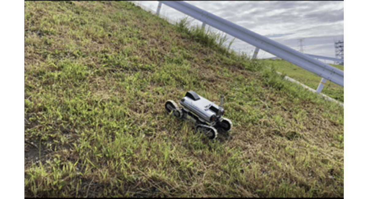 監視点検用クローラロボット ARTHUR