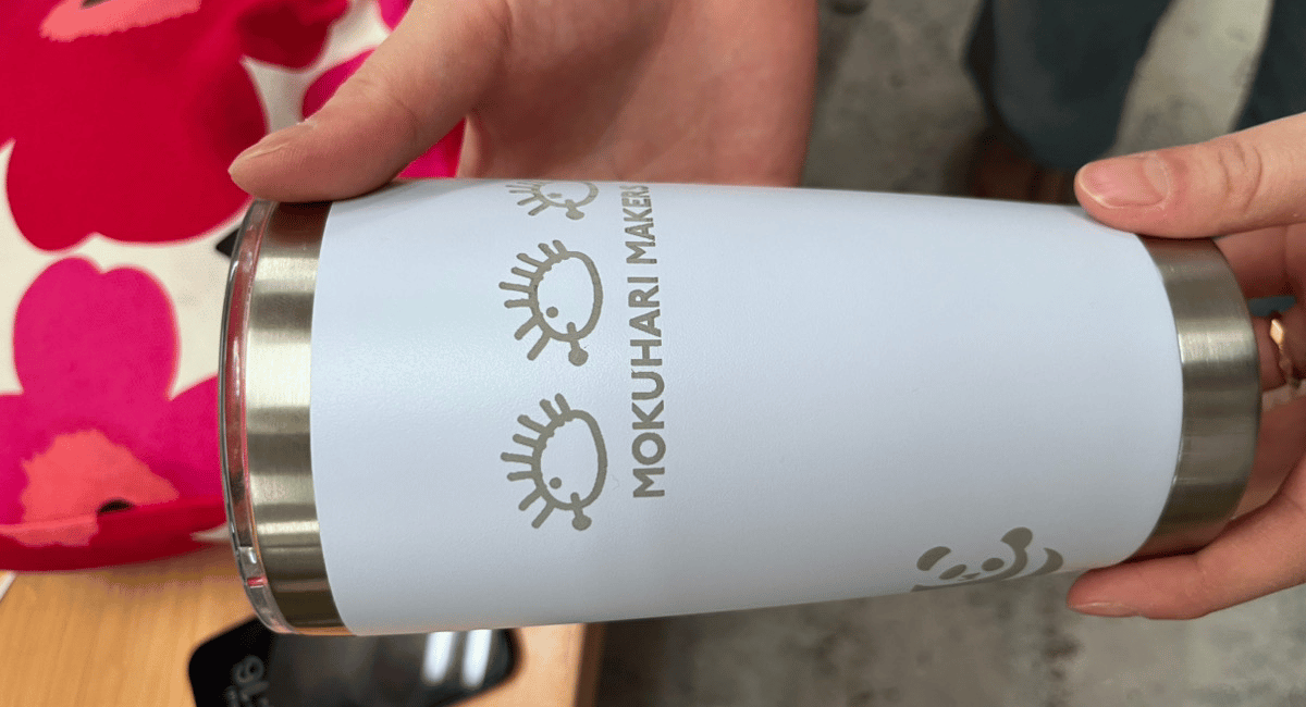 LaserPeckerの拡張で彫刻したマグ